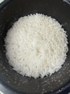 Riz Jasmin du Vietnam à teneur contrôlée en résidus, 5% de brisures, à grains longs, riz blanc parfumé de qualité supérieure, testé en laboratoire selon les normes MRL strictes de l'UE, export ANNA DO - Product Image 3