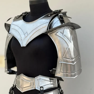 Traje de Armadura de Acero Hecho a Mano para Mujer, Disfraz Medieval de Cosplay, Estilo Guerrero, Protección para Fiestas de Recreación, Artesanía en Metal - Product Image 4