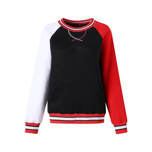 Sweat-shirt en chenille trois tons Delta personnalisé – Col rond contrastant noir, rouge et blanc avec poche avant, tissu respirant, fabriqué par le fabricant - Product Image 1
