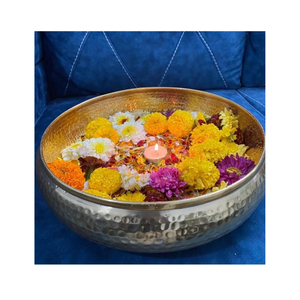 Plateau Urli en laiton artisanal en forme de lotus pour la décoration intérieure, support décoratif traditionnel pour fleurs flottantes et bougies chauffe-plat - Product Image 5