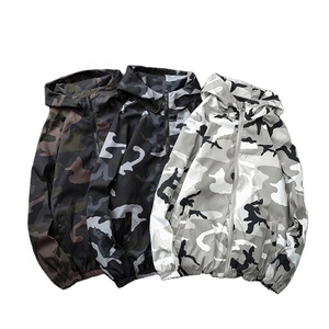 Chaqueta Cortavientos de Camuflaje para Hombre, Chaqueta con Capucha, Chaqueta Cortavientos con Estampado Personalizado, Chaqueta Anorak - Product Image 1