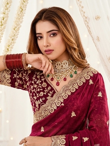 Sari en velours bordeaux AARA Fashion avec broderie dorée, protection solaire, toutes saisons, pour mariage, femmes, traditionnel indien, longueur au sol - Product Image 5