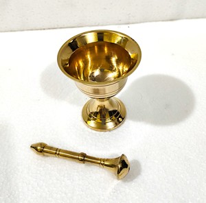 Mortero y Pilón de Latón de Alta Calidad, Forma Redonda, Tamaño Mediano, a Precio Competitivo - Product Image 3