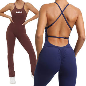 Mono de yoga de una pieza para chicas altas, con efecto fruncido en los glúteos, pantalones acampanados, ropa deportiva con logo personalizado - Product Image 3