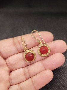Boucles d'oreilles en laiton avec pierres rouges, bijoux ethniques faits à la main avec pierres précieuses pour les acheteurs en gros - Product Image 4