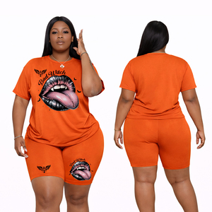 Conjunto de 2 Piezas para Mujer Tallas Grandes: Camiseta Casual con Estampado Gráfico y Pantalones Cortos Estilo Biker, Ropa de Verano para Salir de Paseo - Product Image 3