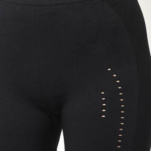 Leggings de Yoga Deportivos de la Mejor Calidad 2026, Precio Razonable, Nuevo Diseño, Cintura Elástica, Hechos en Pakistán - Product Image 4