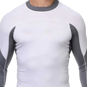 Rashguard imprimé de qualité supérieure à manches longues pour hommes / Rashguards personnalisés pour l'entraînement - Product Image 6