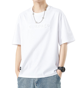 เสื้อยืดโอเวอร์ไซส์ผู้ชาย แขนสั้น ลายตัวอักษรนูน คอกลม ผ้าคอตตอนเจอร์ซีย์ สไตล์ลำลอง - Product Image 1