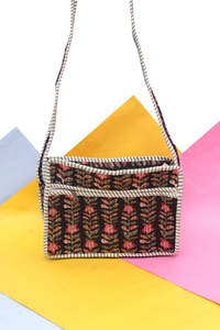 Bolso bandolera acolchado con estampado de Jaipur, bolso cruzado de algodón, bolso de tela india con estampado floral, bolso de mano bohemio, bolsa de viaje hecha a mano - Product Image 2