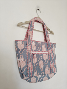 Sac fourre-tout matelassé violet léopard Shree Balajee Garments, fermeture éclair, doubles poignées, réutilisable, pour le quotidien, pour femmes, pour le shopping - Product Image 2