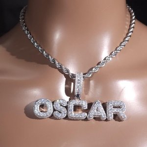 Collar con Colgante de Nombre Personalizado Estilo Hip Hop, con Incrustaciones de Moissanita, Joyería Brillante para Hombres y Mujeres - Product Image 1