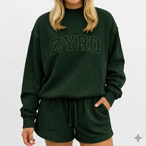 ชุดเซ็ตเสื้อคอเต่าและกางเกงขาสั้นสำหรับผู้หญิง ใส่สบาย อุ่นหนา เหมาะสำหรับฤดูหนาว ผ้าเนื้อนุ่ม ใส่ลำลองได้ในสภาพอากาศหนาวเย็น - Product Image 1