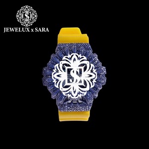 Reloj de Pulsera Elegante de Caucho Blanco con Diamantes Mossinate de Calidad de Exportación en Venta - Product Image 3