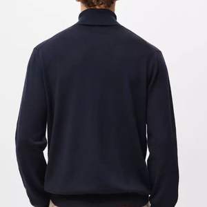Pull en maille à col polo épais 100% nylon personnalisé pour l'automne et l'hiver, logo personnalisé, fabricant OEM ODM - Product Image 6