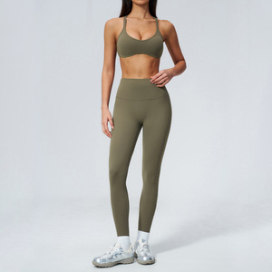 Leggings deportivos de cintura alta para mujer, conjunto deportivo con bloques de color, conjunto de yoga sin costuras, ropa de gimnasio de 2 piezas - Product Image 3