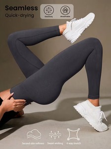 Leggings Deportivos de Cintura Alta con Efecto Push-Up para Mujer |   Pantalones de Yoga sin Costuras para Gimnasio |   Medias Cómodas y Suaves de Poliéster y Elastano - Product Image 5