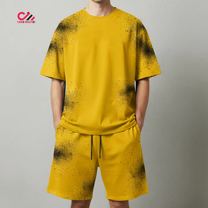 เสื้อยืดและกางเกงขาสั้นผู้ชายทรงโอเวอร์ไซส์ ตัดเย็บแบบครอป ขอบดิบ ผ้าคอตตอนเนื้อหนา รับผลิตตามแบบ OEM - Product Image 1
