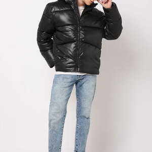 Chaqueta Acolchada con Capucha para Hombre, Negra, Relleno de Poliéster, Cierre de Cremallera, Cortavientos, Estilo Casual, para Invierno, Corte Holgado, Largo Regular - Product Image 4