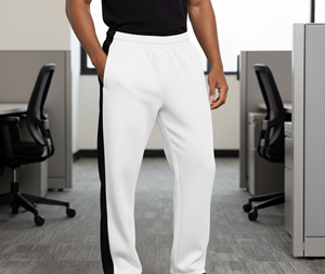Pantalon de survêtement vintage blanc pour homme avec bande latérale noire, logo brodé, taille élastique, en lin/coton respirant, style décontracté, collection automne - Product Image 2