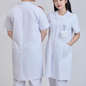 เสื้อกาวน์แพทย์ FMF OEM |   เสื้อแจ็คเก็ตสีขาวแบบยาวสำหรับทุกเพศ |   ชุดยูนิฟอร์มโรงพยาบาลผ้าโพลีคอตตอน 65/35 |   รุ่น 61003/62003 |   มีสินค้าในสต็อก - Product Image 1