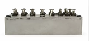 Filtre passe-bande subminiature à cavité 3,5 GHz à faible perte d'insertion pour station de base 5G et système DAS - Product Image 4