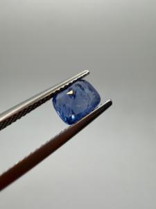 Zafiro Azul 100% Natural, Gema Preciosa Suelta, Corte Cojín, 1.60CT, Ceilán, Para Joyería Personalizada, Zehra Gems, Juego de Colores - Product Image 4