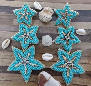 Pendientes de Perlas de Diseño de Estrella Multicolor de Primera Calidad, Estilo Clásico para Fiestas Unisex - Product Image 1