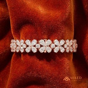 กำไลข้อมือโรสโกลด์ประดับมอสซาไนต์สำหรับผู้หญิง สร้อยข้อมือแบบโซ่และแบบลิงค์ ดีไซน์ลายดอกไม้ เครื่องประดับแฟชั่น กำไลเทนนิส ของขวัญทันสมัย - Product Image 2