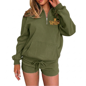 Ensemble 2 pièces de shorts de sport respirants 100 % coton, nouveau style, séchage rapide, pour l'entraînement et le fitness, avec patchs logo personnalisés pour femme - Product Image 1