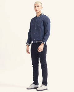 Veste universitaire en laine de qualité supérieure avec logo personnalisé pour hommes, fermeture à boutons, poches, style Letterman, veste de baseball, veste bomber. - Product Image 4