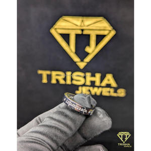 Elegante anillo de boda con diamante moissanita VVS, elaborado en plata de ley 925, joyería fina de Trisha Jewels - Product Image 4