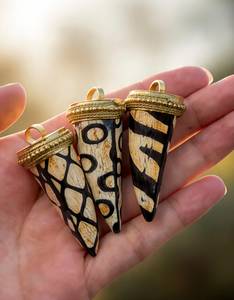 Natural Raw Buffalo Ox Horn Eco-Friendly Handmade Pendant Christmas New Wedding Engagement Anniversary Gift Indian Artisan - Product Image 1