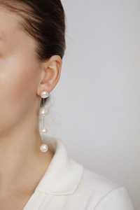 Pendientes Largos con Perlas, Joyería Nupcial Elegante, Plata de Ley 925, Chapado en Oro de 14K, Diseño Único de Alta Calidad - Product Image 6