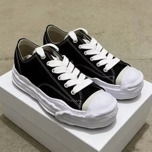 Zapatillas de Lona de Diseño 2026 para Hombre, Transpirables, Ligeras, con Amortiguación, Negras, para Todas las Estaciones, Estilo Casual - Product Image 4