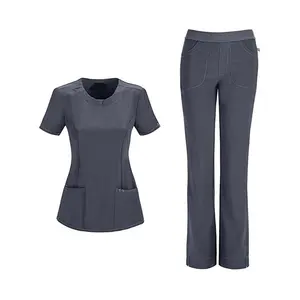 Set di scrub di vendita calda uniforme abbigliamento medico ospedaliero design alla moda stile sportivo per le donne molto assorbono l'umidità