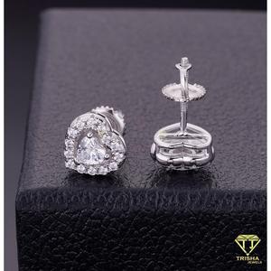 Élégantes boucles d'oreilles en forme de cœur en moissanite, en argent sterling 925, bijoux étincelants, cadeau pour homme - Product Image 4