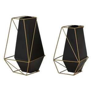 Offre Exceptionnelle : Vase à Fleurs Coquillage en Métal pour Décoration de Table de Salon et de Salle de Réception - Product Image 6