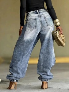 Pantalon baggy pour femme Elite Performance, conçu pour la mode urbaine moderne, offrant un confort maximal et un look élégant. - Product Image 5