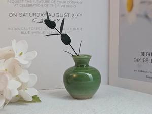 Mini Florero de Cerámica Chic con Acabado Mate Suave, Diseño Compacto en Forma de Lágrima, Ideal para Centro de Mesa, Decoración Moderna para el Hogar - Product Image 4