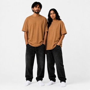 Camiseta Unisex Extra Grande de Algodón Color Camel Marrón con Hombros Caídos, Cuello Redondo, Mangas Cortas y Corte Holgado para Ropa Casual de Calle - Product Image 1