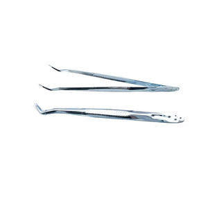 Pince de cuisine professionnelle en acier inoxydable argenté, à angle standard, pour l'agencement des plats, la décoration de salades et la préparation culinaire, par Grip Surgical - Product Image 1