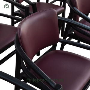 เก้าอี้ทานอาหารหนังแท้ทรงโมเดิร์น โครงไม้เนื้อแข็ง สไตล์อิตาเลียนหรูหราเบาๆ พร้อมที่วางแขน เก้าอี้ดีไซน์เนอร์สำหรับโรงแรมและสวน - รุ่น Disa - Product Image 5