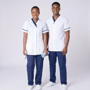 Ensemble haut et pantalon de travail unisexe en polyester/coton de haute qualité à manches courtes pour le personnel de restaurant, café, hôtel et cuisine - Product Image 1