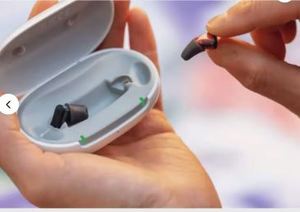 Silk Charge & Go 3IX With CROSS/Bi CROSS <b>Transmitter</b> For Single Sided Hearing Loss Top Selling CIC Hearing Aids Signia Kit - Product Image 3
