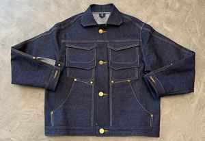 Veste en jean vintage personnalisée pour l'hiver, style formel et streetwear décontracté, avec broderie imprimée patchwork et décoration boutonnée - Product Image 4