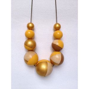 Collier en cristal de résine et de bois artisanal de qualité supérieure, accessoire de mode - Product Image 6