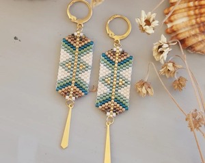 Handmade Beaded Earrings Blue White <b>Pattern</b> Gold Hook Fashionable Jewelry Exquisite Design - Product Image 3
