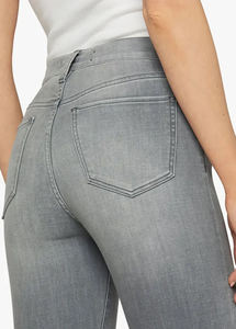 Jeans en denim de haute qualité pour femmes, design tendance, fermeture éclair, jeans décontractés pour femmes, jeans en denim pour femmes - Product Image 4