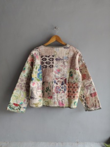 Quilted <b>Patchwork</b> <b>Jacket</b> Women's V Neck Full Sleeve Cotton Floral Print Hand Embroidered Regular Length Autumn Style gift - Product Image 4
